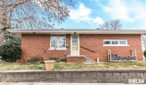 408 W Davison St, Roanoke, IL 61561 photo 30