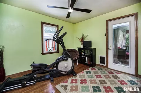 306 Jackson St, Washington, IL 61571 photo 16