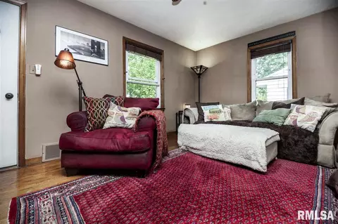 306 Jackson St, Washington, IL 61571 photo 14