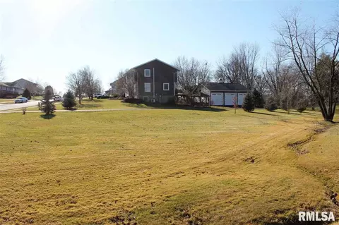 1902 Century Dr, Eureka, IL 61530 photo 32