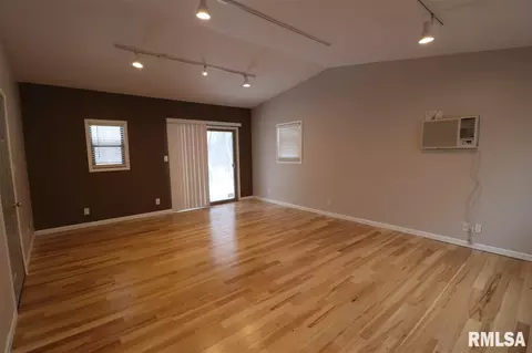 405 E Swords Dr, Edelstein, IL 61526 photo 23