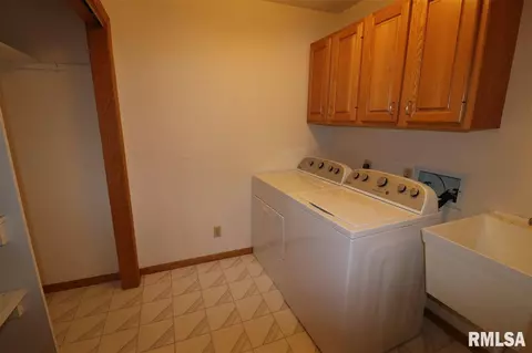 405 E Swords Dr, Edelstein, IL 61526 photo 12