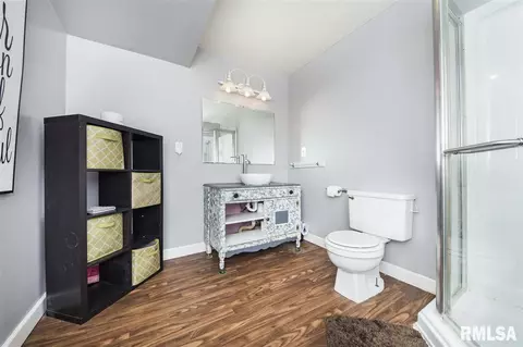 2104 S Main St, Eureka, IL 61530 photo 24