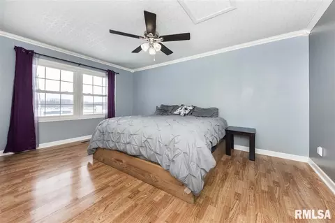 2104 S Main St, Eureka, IL 61530 photo 5