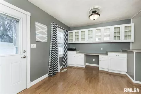 2104 S Main St, Eureka, IL 61530 photo 10