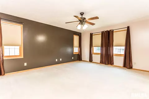 103 Thomas Ct, Washington, IL 61571 photo 15