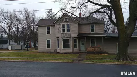 409 E Leo St, Eureka, IL 61530 photo 1