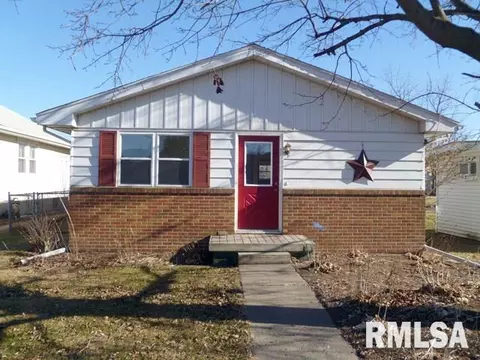 208 W 3rd St, Dunlap, IL 61525 photo 1