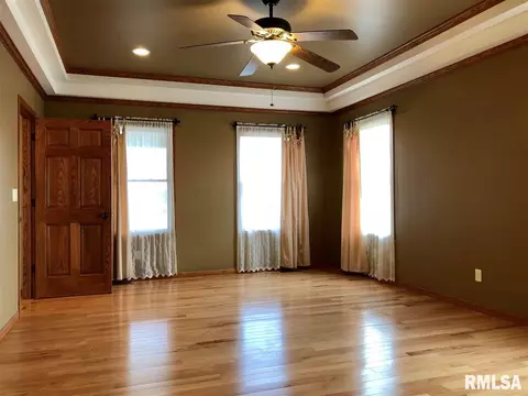 18 E Briarbrook Dr, Macomb, IL 61455 photo 17