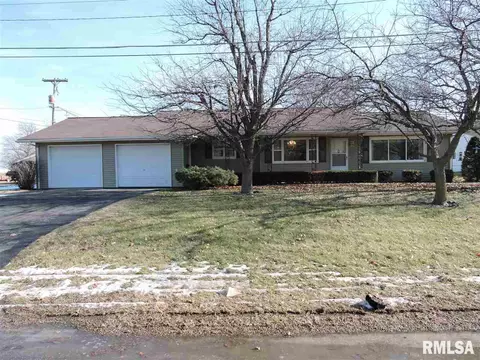 202 Chestnut St, Varna, IL 61375 photo 1