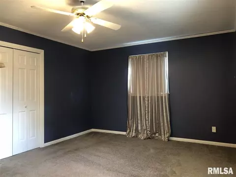 1719 Riverview Dr, Macomb, IL 61455 photo 11