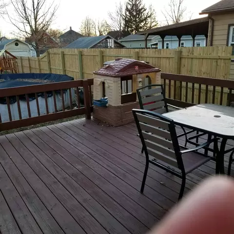 384 W Maple St, Canton, IL 61520 photo 17