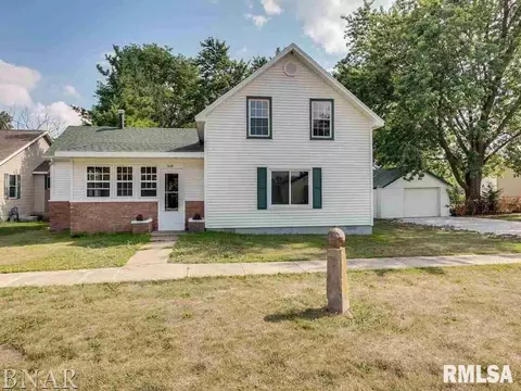 348 E Jefferson, El Paso, IL 61738 photo 1