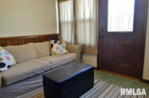 106 N 4th St, Dunlap, IL 61525 photo 5