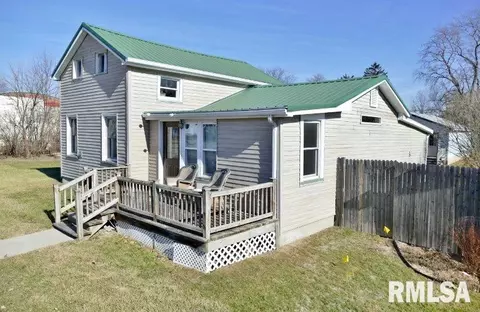 106 N 4th St, Dunlap, IL 61525 photo 4