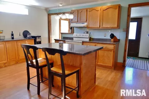 106 N 4th St, Dunlap, IL 61525 photo 8