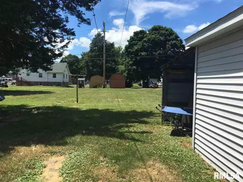 508 N Campbell St, Macomb, IL 61455 photo 3