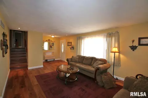 2004 Mitchell Dr, Eureka, IL 61530 photo 11