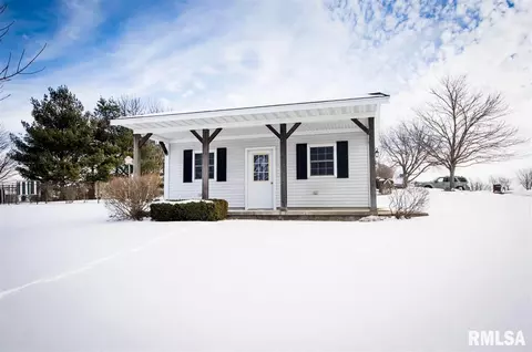 806 Curtis Ct, Eureka, IL 61530 photo 6
