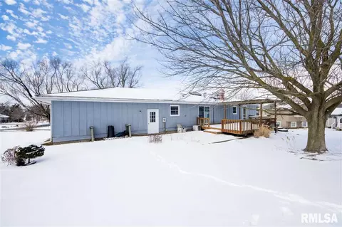 806 Curtis Ct, Eureka, IL 61530 photo 10