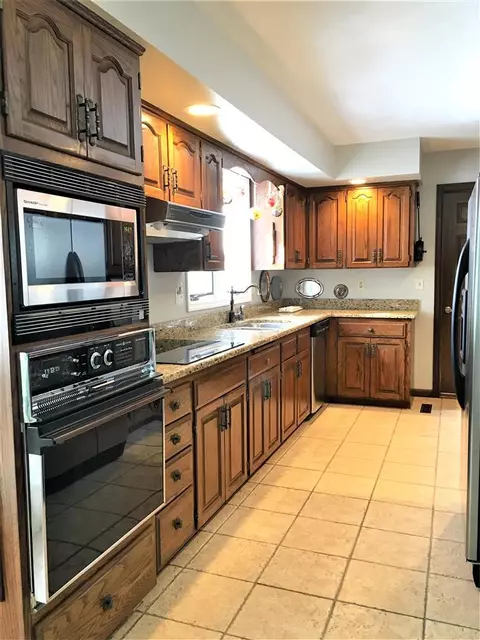 38 Maple Ridge Dr, Morton, IL 61550 photo 19