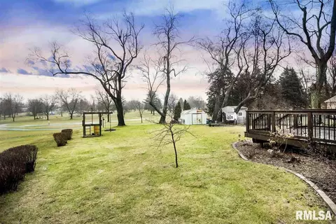 501 Jackson St, Washington, IL 61571 photo 28