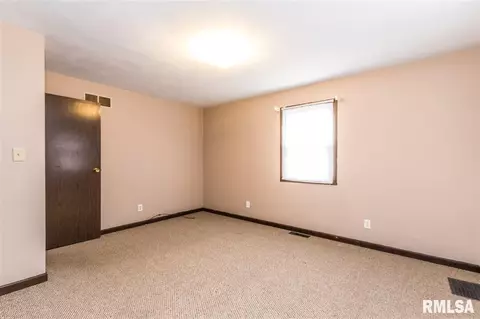 2002 Mitchell Dr, Eureka, IL 61530 photo 26