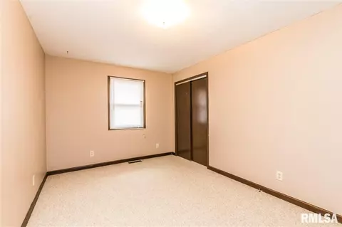 2002 Mitchell Dr, Eureka, IL 61530 photo 17