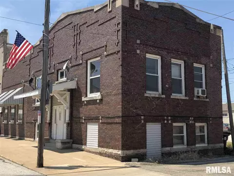 111 E Santa Fe Ave, Toluca, IL 61369 photo 2