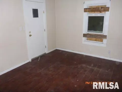 507 Roberts, Henry, IL 61537 photo 4