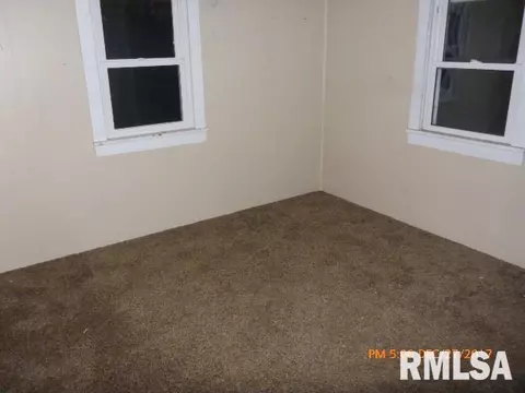 507 Roberts, Henry, IL 61537 photo 6