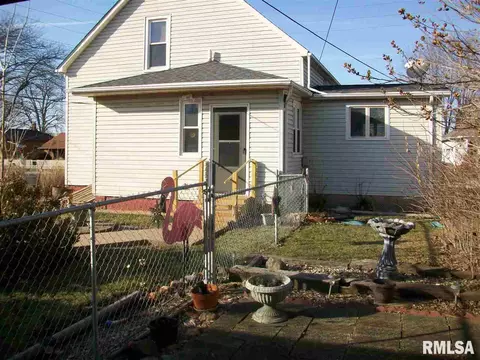 204 E Birch St, Canton, IL 61520 photo 35