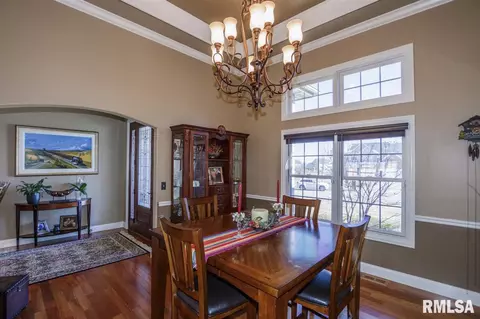 4 Bishops Ct, Washington, IL 61571 photo 7