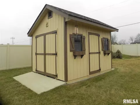 4 Bishops Ct, Washington, IL 61571 photo 31