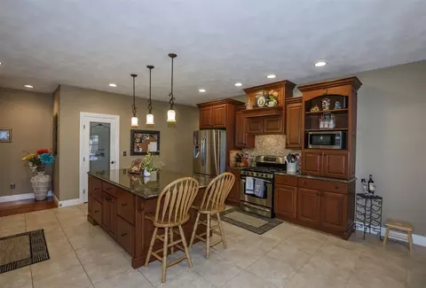 4 Bishops Ct, Washington, IL 61571 photo 12