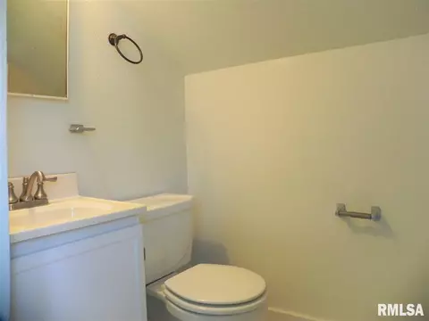 1220 E Willcox, Peoria, IL 61603 photo 17