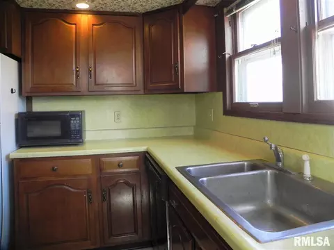 1220 E Willcox, Peoria, IL 61603 photo 20