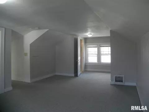 1220 E Willcox, Peoria, IL 61603 photo 13