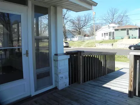 1220 E Willcox, Peoria, IL 61603 photo 2
