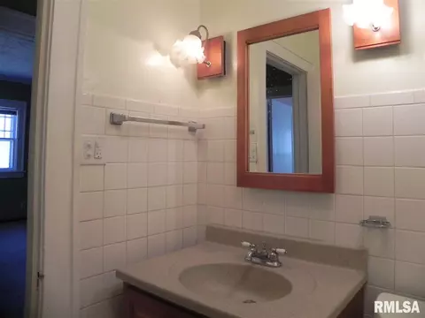 1220 E Willcox, Peoria, IL 61603 photo 29