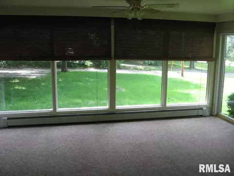 366 N Normal St, Macomb, IL 61455 photo 10