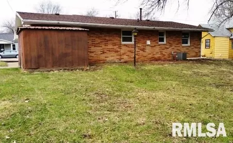 455 N 9th Ave, Canton, IL 61520 photo 11