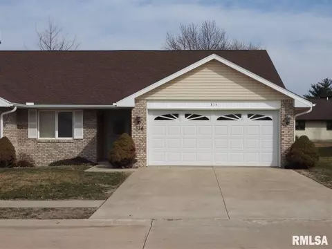334 Pinecrest Dr, Macomb, IL 61455 photo 1