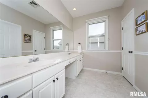 2323 W Murphy Dr, Dunlap, IL 61525 photo 31