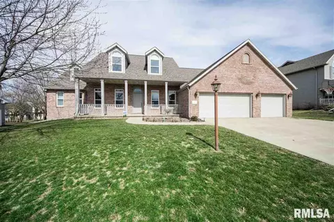 2323 W Murphy Dr, Dunlap, IL 61525 photo 1