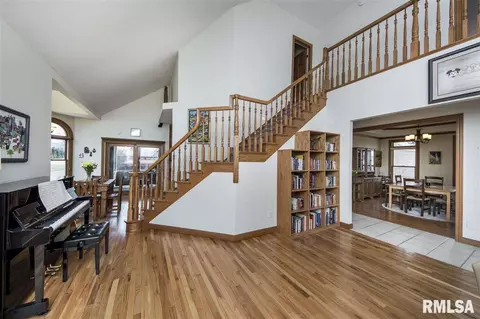 2323 W Murphy Dr, Dunlap, IL 61525 photo 5