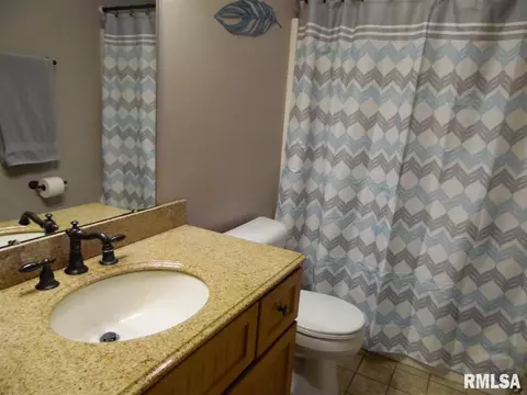 4705 S Queen Aleta Ct, Mapleton, IL 61547 photo 33