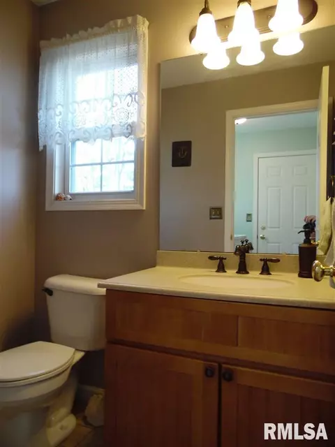 4705 S Queen Aleta Ct, Mapleton, IL 61547 photo 24