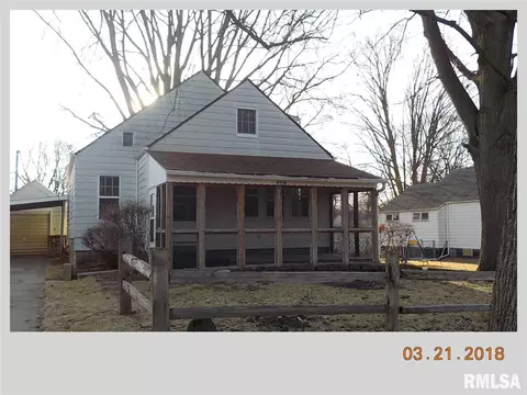 529 N 3rd Ave, Canton, IL 61520 photo 1
