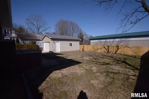 403 N Main St, Eureka, IL 61530 photo 28